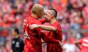 Ribery và Robben nghẹn ngào trong ngày chia tay Bayern Munich Ribery và Robben nghẹn ngào trong ngày chia tay Bayern Munich