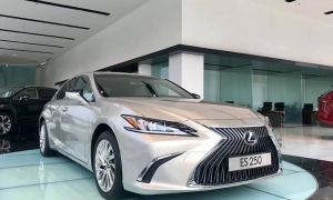 Chi tiết Lexus ES 250 2019 tại đại lý, giá đắt nhất phân khúc Chi tiết Lexus ES 250 2019 tại đại lý, giá đắt nhất phân khúc