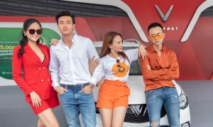 Dàn sao truyền hình trải nghiệm VinFast Fadil trong lễ ra mắt Dàn sao truyền hình trải nghiệm VinFast Fadil trong lễ ra mắt