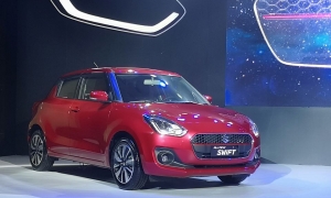 Giá Suzuki Swift giảm tới 50 triệu đồng, đối đầu VinFast Fadil Giá Suzuki Swift giảm tới 50 triệu đồng, đối đầu VinFast Fadil