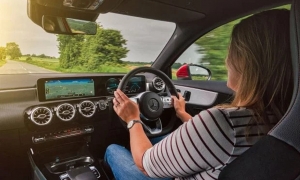Mercedes-Benz bí mật cài thiết bị theo dõi khách hàng trên xe Mercedes-Benz bí mật cài thiết bị theo dõi khách hàng trên xe