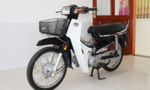 Honda Dream II Thái đời 1993 có giá ngang 1 xe Honda SH mới Honda Dream II Thái đời 1993 có giá ngang 1 xe Honda SH mới