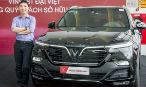 Chủ tịch Rolls Royce Hà Nội mua xe VinFast Lux SA2.0 Chủ tịch Rolls Royce Hà Nội mua xe VinFast Lux SA2.0