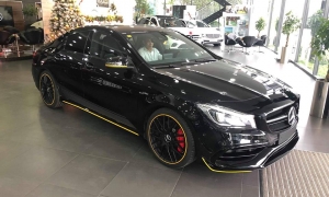 Khách Việt chỉ cần chi thêm 249 triệu đồng là có thể tậu Mercedes-AMG CLA45 phiên bản đặc biệt Khách Việt chỉ cần chi thêm 249 triệu đồng là có thể tậu Mercedes-AMG CLA45 phiên bản đặc biệt