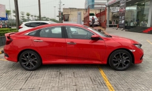 Ảnh thực tế Honda Civic 2019 về tới đại lý tại Hà Nội Ảnh thực tế Honda Civic 2019 về tới đại lý tại Hà Nội