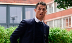 Ronaldo phải hầu tòa vì trốn thuế ở Real Madrid Ronaldo phải hầu tòa vì trốn thuế ở Real Madrid