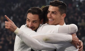 Ronaldo tỏa sáng, Juve có chiến thắng 3 sao Ronaldo tỏa sáng, Juve có chiến thắng 3 sao