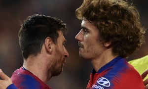 Lưu luyến Neymar, Messi hành xử không đẹp với Griezmann Lưu luyến Neymar, Messi hành xử không đẹp với Griezmann
