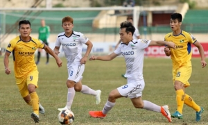 HAGL nhận thất bại 0-3 trên sân của SLNA HAGL nhận thất bại 0-3 trên sân của SLNA