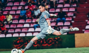 Đặng Văn Lâm nói gì khi được khuyên rời Muangthong United? Đặng Văn Lâm nói gì khi được khuyên rời Muangthong United?