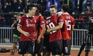 1 thẻ đỏ, sự xuất sắc của Văn Lâm và cú bứt phá trên BXH Thai League 1 thẻ đỏ, sự xuất sắc của Văn Lâm và cú bứt phá trên BXH Thai League