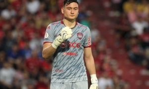 CĐV Muangthong: 'Văn Lâm tệ quá, gọi Kawin về đi' CĐV Muangthong: 'Văn Lâm tệ quá, gọi Kawin về đi'