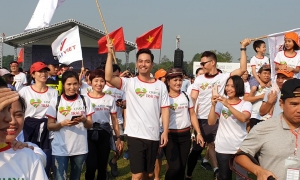 Các nghệ sĩ và 9000 người 'Chạy vì trái tim 2019' Các nghệ sĩ và 9000 người 'Chạy vì trái tim 2019'