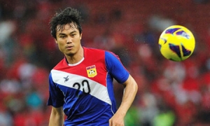Hai cầu thủ Đông Nam Á bị AFC cấm thi đấu trọn đời vì bán độ Hai cầu thủ Đông Nam Á bị AFC cấm thi đấu trọn đời vì bán độ