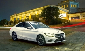 Mercedes C200 2020: Chi tiết giá bán xe và thông số kỹ thuật Mercedes C200 2020: Chi tiết giá bán xe và thông số kỹ thuật