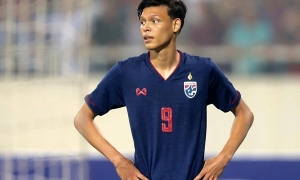 Thái Lan nỗ lực tẩy thẻ cho cầu thủ đánh Đình Trọng Thái Lan nỗ lực tẩy thẻ cho cầu thủ đánh Đình Trọng