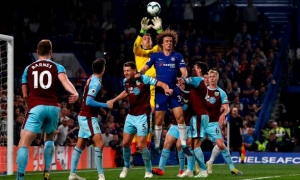 Hòa thất vọng trước Burnley, Chelsea tạm vào top 4 Hòa thất vọng trước Burnley, Chelsea tạm vào top 4