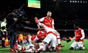 Arsenal 'nghiền nát' Newcastle bằng chiến thắng 4 sao Arsenal 'nghiền nát' Newcastle bằng chiến thắng 4 sao