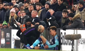 Tottenham tiếp tục mất trụ cột, MU mừng thầm? Tottenham tiếp tục mất trụ cột, MU mừng thầm?
