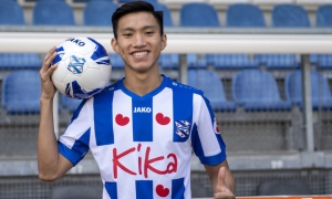 Nhà báo Hà Lan: 'Văn Hậu sẽ được đăng ký thi đấu với Utrecht' Nhà báo Hà Lan: 'Văn Hậu sẽ được đăng ký thi đấu với Utrecht'