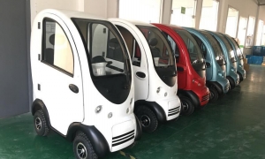 IDU - ô tô Trung Quốc giá 40 triệu, trang bị camera lùi đang được rao bán ở Việt Nam IDU - ô tô Trung Quốc giá 40 triệu, trang bị camera lùi đang được rao bán ở Việt Nam