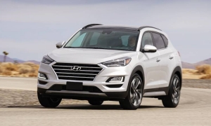 Hyundai Tucson giảm giá mạnh tới 60 triệu đồng để 'xả hàng' Hyundai Tucson giảm giá mạnh tới 60 triệu đồng để 'xả hàng '