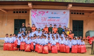 Swing for the children’s Tet 2019: Tết ấm cho em Swing for the children’s Tet 2019: Tết ấm cho em