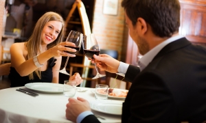 Cách phân biệt vang giả và vang chính hãng Cách phân biệt vang giả và vang chính hãng