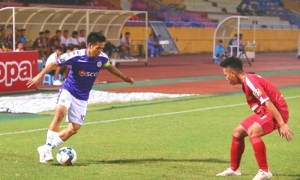 Ngược dòng kinh điển, Hà Nội tiến sát đến ngôi vô địch Ngược dòng kinh điển, Hà Nội tiến sát đến ngôi vô địch