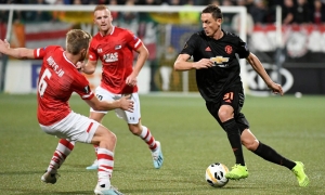 Cầu thủ AZ Alkmaar 'xát muối' vào nỗi đau của MU Cầu thủ AZ Alkmaar 'xát muối' vào nỗi đau của MU
