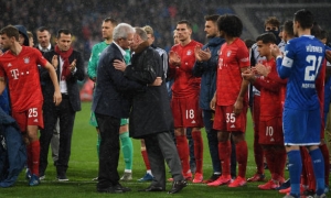 Nguyên nhân khiến trận đấu của Bayern chỉ có 77 phút Nguyên nhân khiến trận đấu của Bayern chỉ có 77 phút