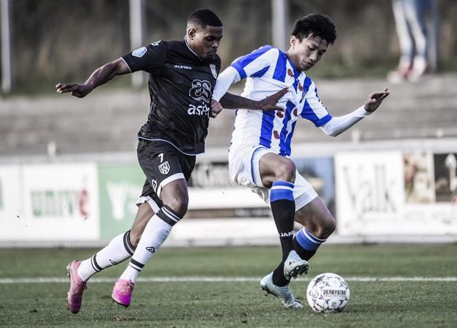 Văn Hậu đã có pha kiến tạo đầu tiên trong màu áo Heerenveen Văn Hậu, Heerenveen, Văn Hậu có pha kiến tạo, Văn Hậu kiến tạo, kết quả Heerenveen