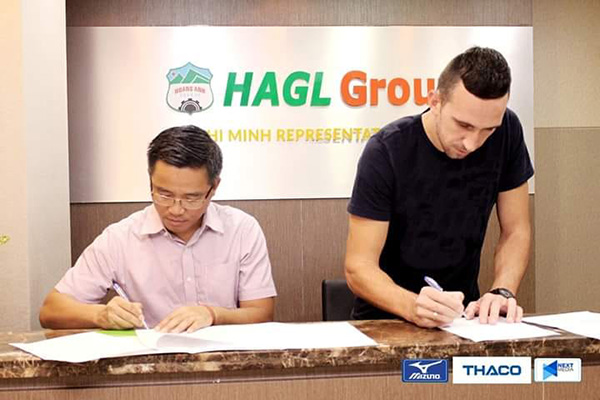 HAGL chính thức có sự phục vụ của Damir Memovic cho V-League 2020. Ảnh: HAGL HAGL, Damir Memovic, V-League, HAGL, HAGL chuyển nhượng, HAGL bổ sung ngoại binh