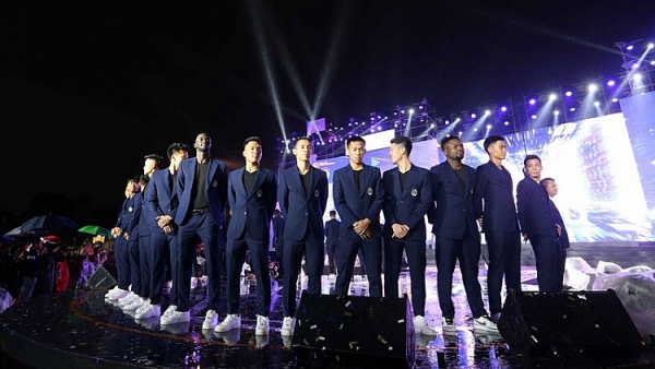 Các cầu thủ Hà Nội FC trong lễ vinh danh mùa giải Hà Nội FC, cầu thủ Hà Nội FC tập trung ĐTVN muộn, , VFF, ĐTVN