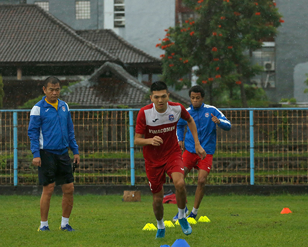 Than Quảng Ninh đang tích cực tập luyện cho trận mở màn AFC Cup 2020. Ảnh: TQN than quang ninh afc cup 2020