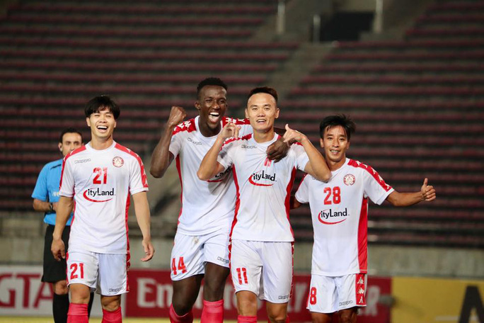 Nguyễn Xuân Nam đang có phong độ cao trong màu áo CLB TP.HCM. Ảnh: CLB TP.HCM nguyen xuan nam clb tp.hcm v-league 2020