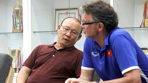 HLV Philippe Troussier sẽ sử dụng chính sách hội quân như HLV Park Hang Seo đã làm với U23 Việt Nam. Ảnh: PVF