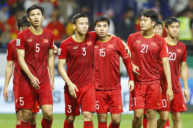 Đội tuyển Việt Nam vẫn chưa biết bao giờ mới có thể đá tiếp các trận đấu tại vòng loại World Cup 2022. doi tuyen viet nam vong loai world cup 2022