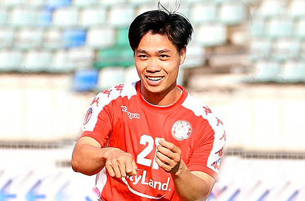 Công Phượng đang tìm lại chính mình khi chuyển sang thi đấu cho CLB TP.HCM nguyen cong phuong clb tp.hcm v-league