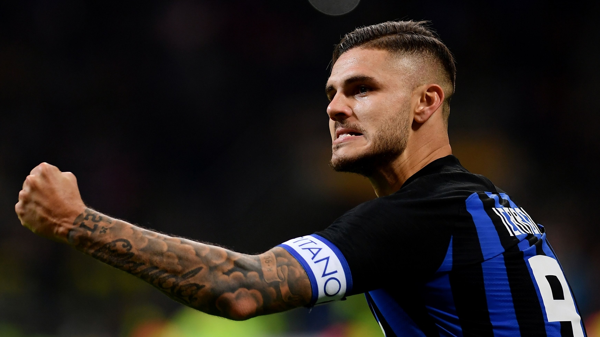 Sau khi bị tước băng đội trưởng, Icardi lại gây bão khi từ chối đá cho Inter Inter Milan, Mauro Icardi, Europa League, Serie A, Spalletti, đội trưởng, Rapid Vienna, Wanda Nara