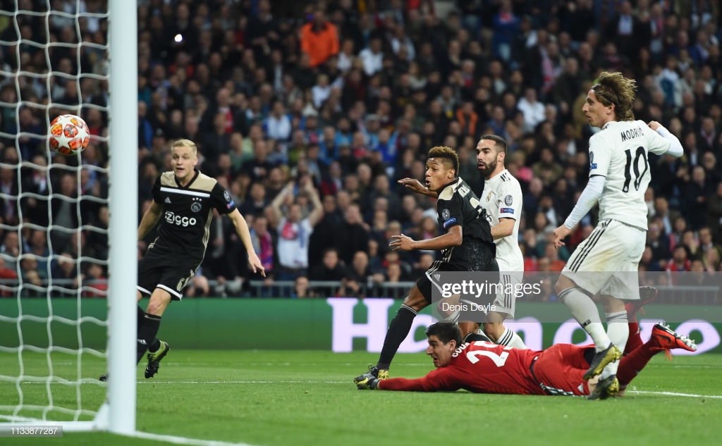 Neres nâng tỷ số lên 2-0 cho Ajax Real vs Ajax, trực tiếp Real vs Ajax, link trực tiếp Real vs Ajax, Real, Ajax