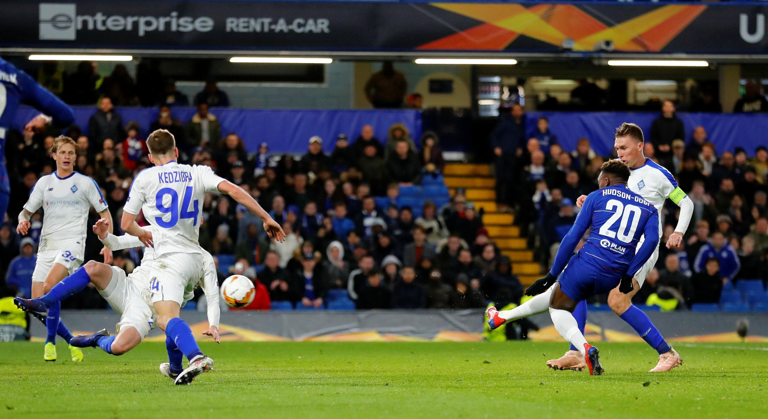 Chelsea đã thắng 3-0 ở trận lượt đi Dynamo Kyiv vs Chelsea, nhận định bóng đá đêm nay, soi kèo bóng đá, tỷ lệ kèo, nhận định Dynamo Kyiv vs Chelsea, dự đoán kết quả bóng đá, dự đoán Dynamo Kyiv vs Chelsea
