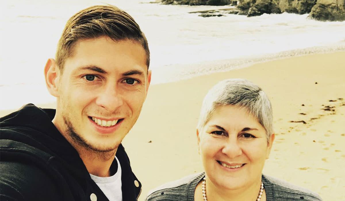 Sala và mẹ của anh, bà Mercedes Taffarel Sala, Emiliano Sala, Sala tử tạn, Sala rơi máy bay, mẹ sala lên tiếng, rơi máy bay