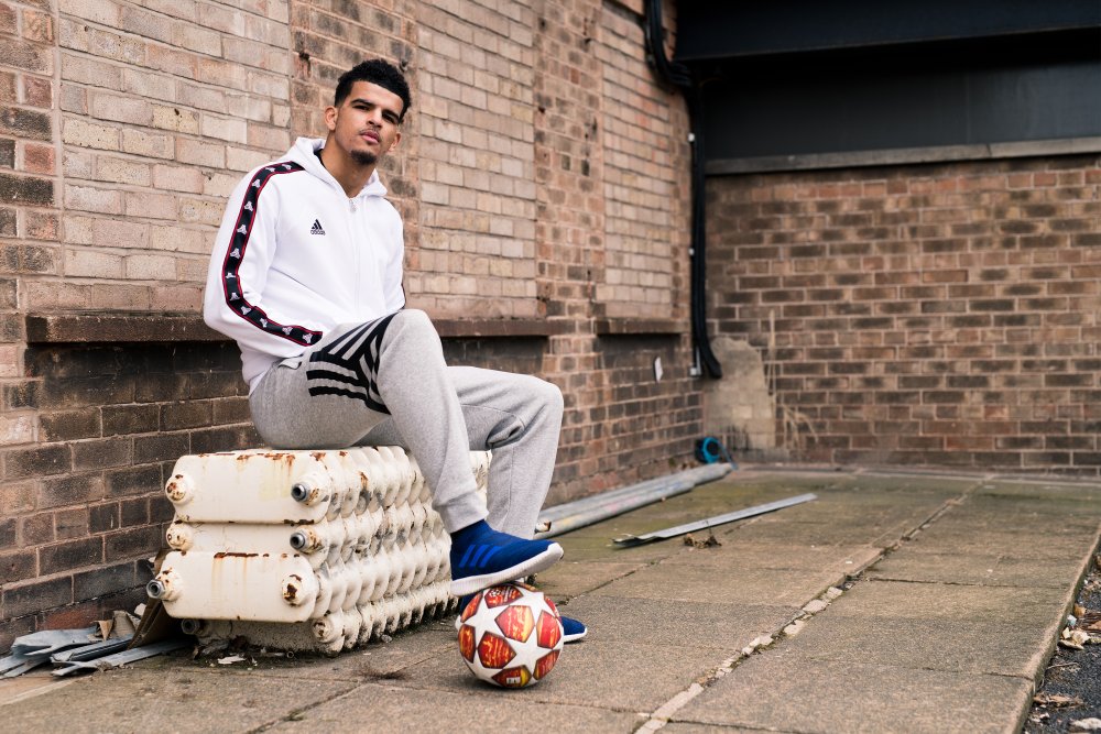 Solanke trưởng thành nhờ niềm tin từ người mẹ của anh Solanke, Dominic Solanke, quả bóng vàng, u20 world cup, quả bóng vàng u20 world cup