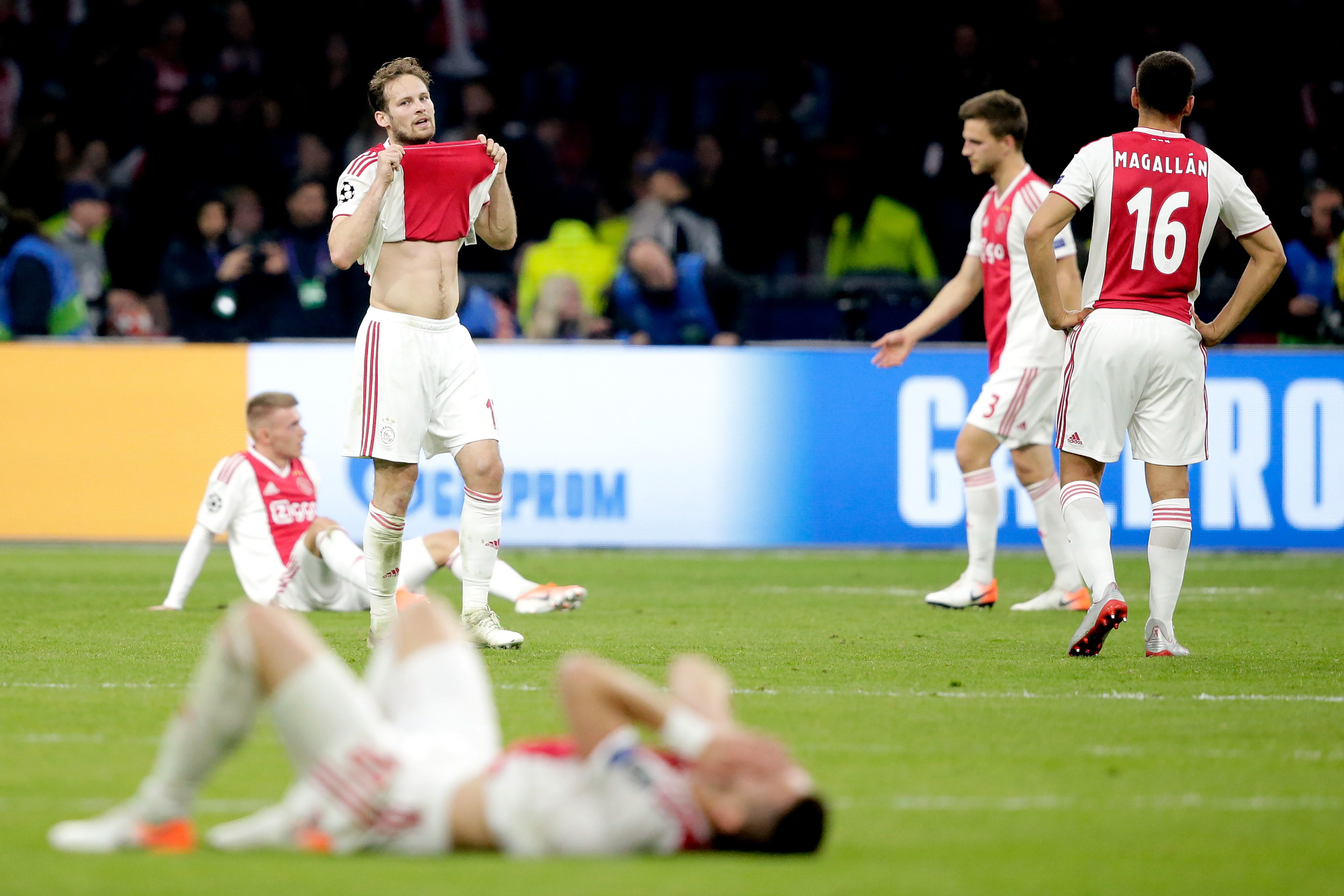 Ajax gục ngã trước ngưỡng cửa thiên đường ajax 2-3 Tottenham, ajax thua tottenham, ajax bị loại, tottenham ngược dòng, chung kết champions league, ajax, tottenham, cúp c1