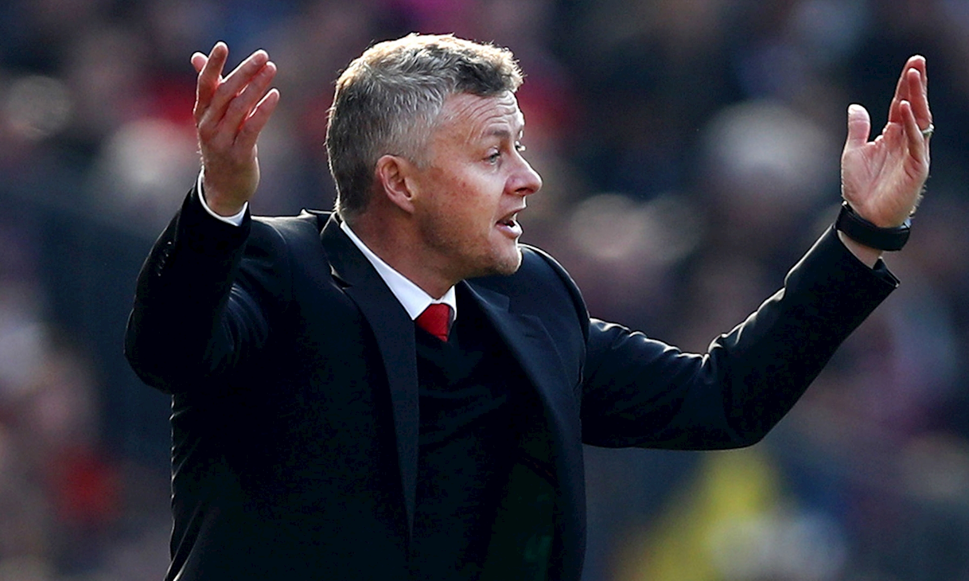 Van Persie tin Solskjaer là người phù hợp với MU Persie, van Persie, Solskjaer, Solskjaer phù hợp với MU, Solskjaer cần thêm thời gian, MU, Man Utd