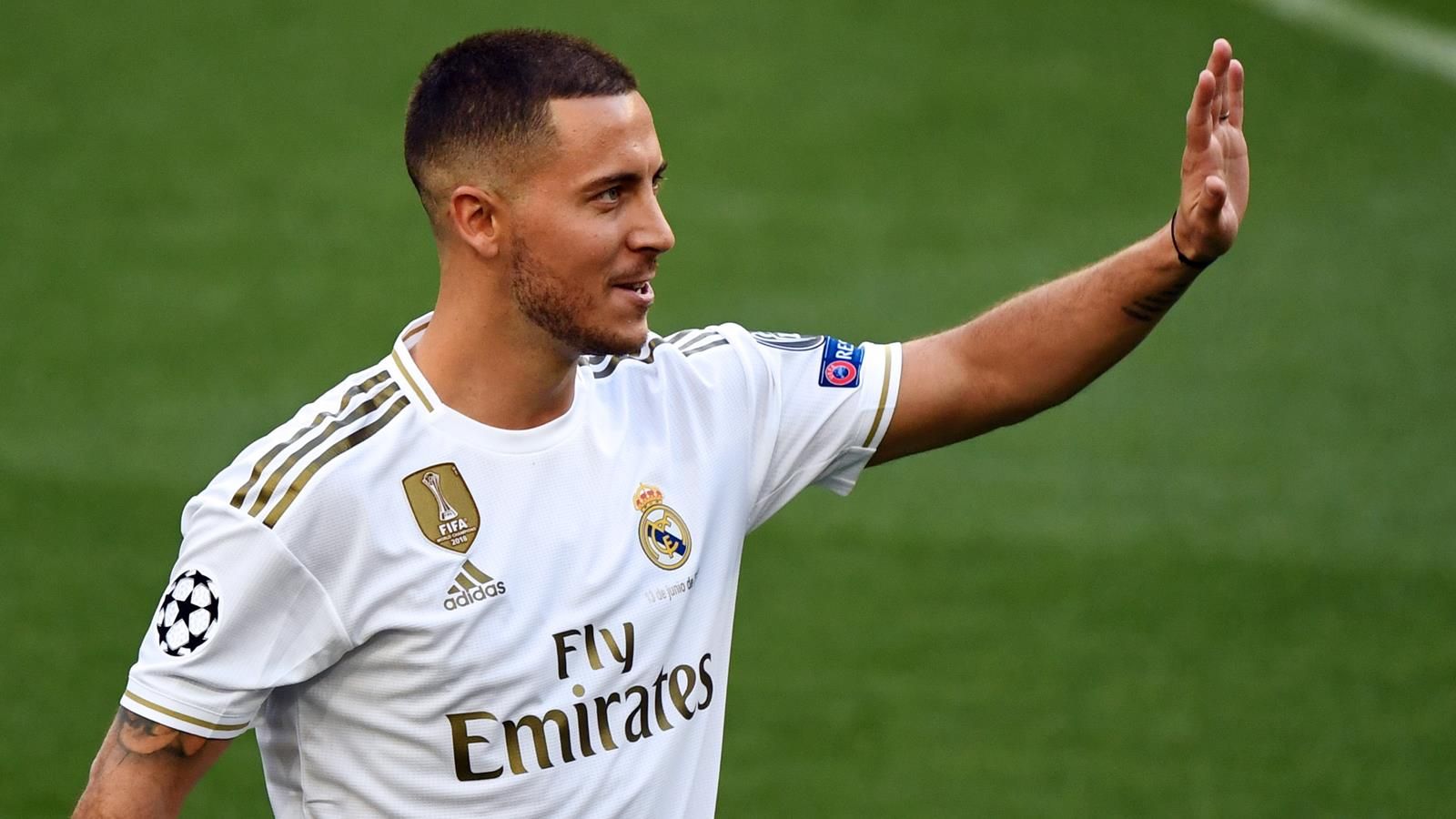 5 vạn CĐV Real có mặt để chào đón Hazard hazard, real madrid, hazard ra mắt real, chelsea, hazard hôn logo real, chuyển nhượng, bom tấn hè