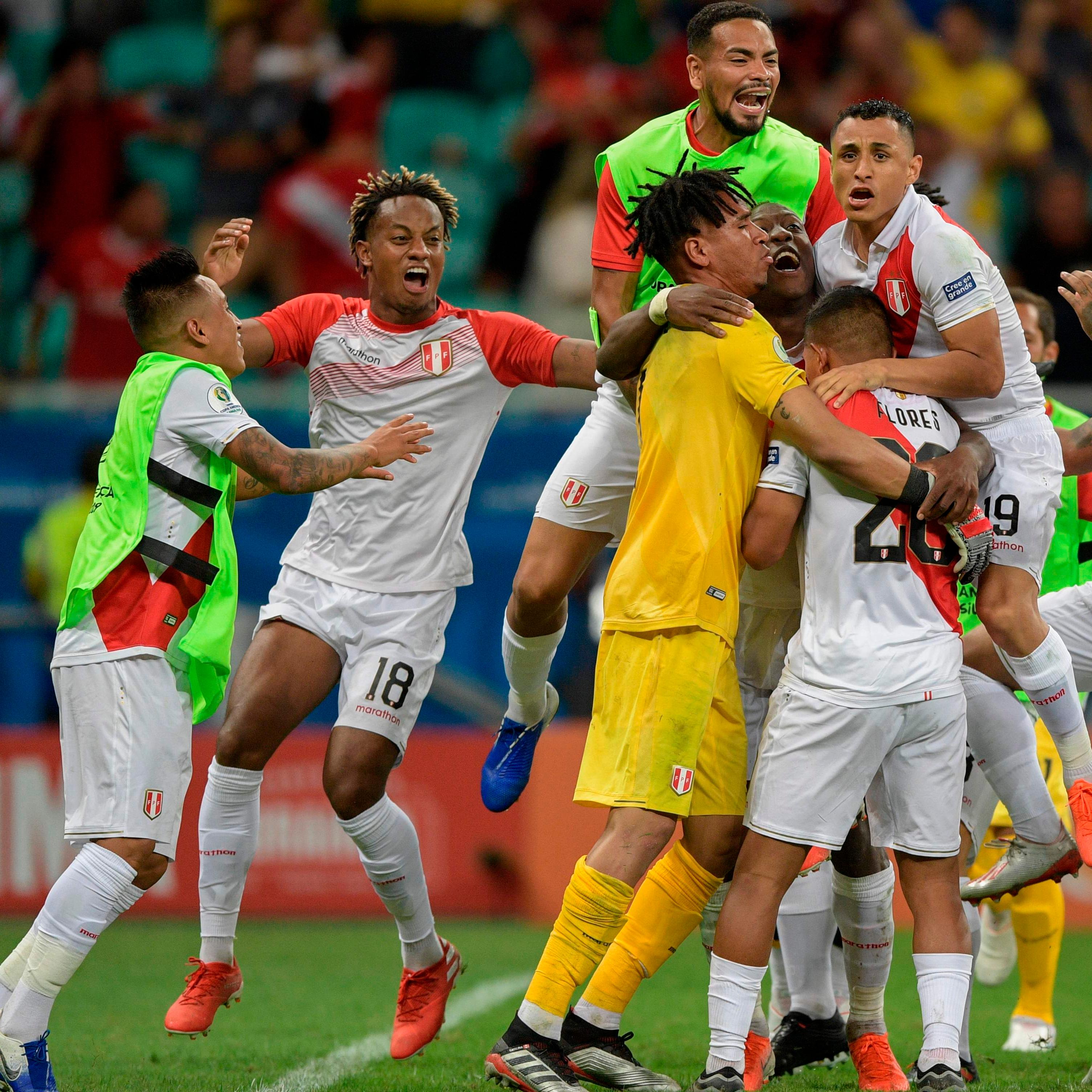 Peru đánh bại Uruguay để giành quyền vào bán kết Copa America 2019 Chile vs Peru, Copa America, bán kết copa america, chung kết copa america, peru, chile, mỹ nữ peru hứa tặng quà cầu thủ