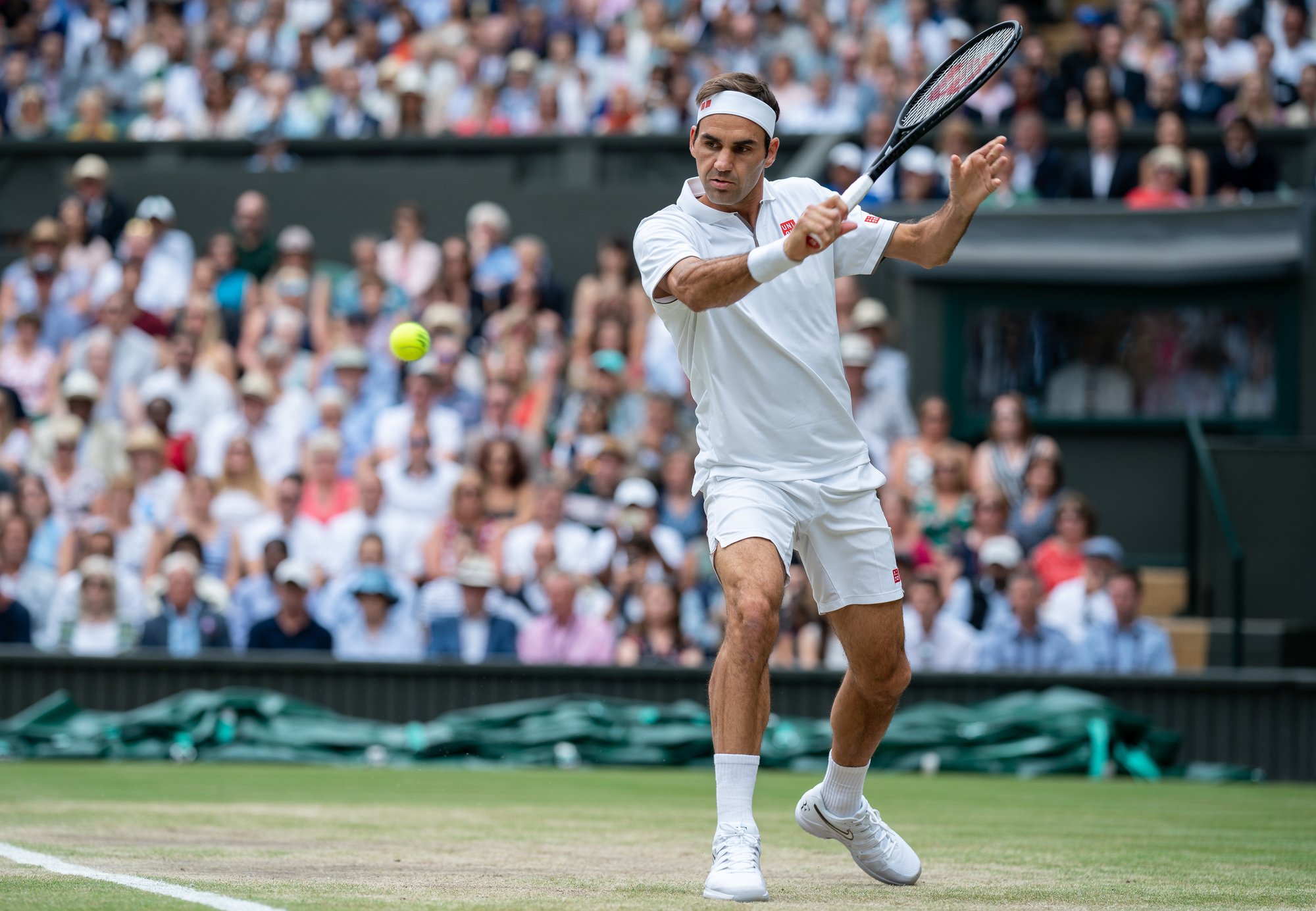 Federer khởi đầu ấn tượng Federer, Djokovic, federer vs djokovic, federer thua, federer thất bại, fererer lặng người, wimbledon