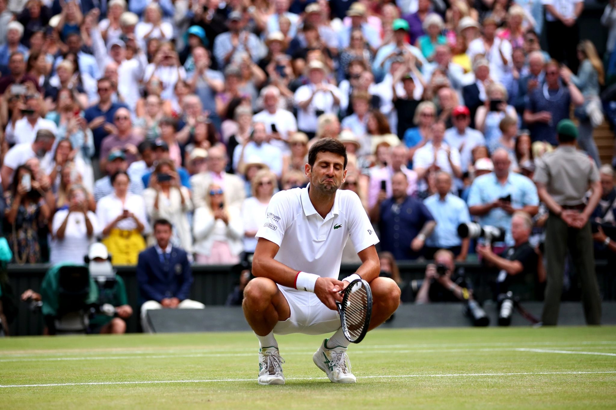 Djokovic đánh bại Federer sau gần 5 giờ đồng hồ Federer vs Djokovic, Djokovic, Wimbledon, Djokovic vô địch, Djokovic thắng Federer, kinh điển, chung kết Wimbledon